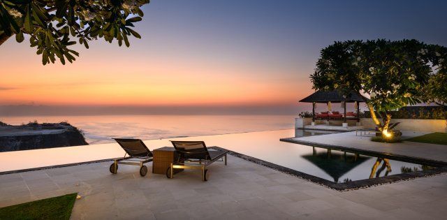 Villa Karang Kembar 3, Sunset Ocean Views
